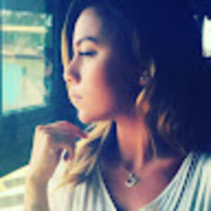 Meet your Posher, Deniz